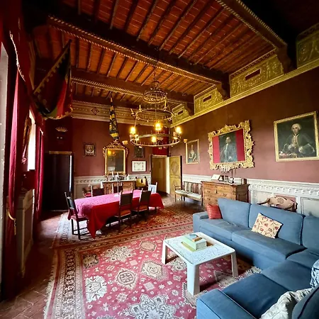 Castello Montelifre * Montisi