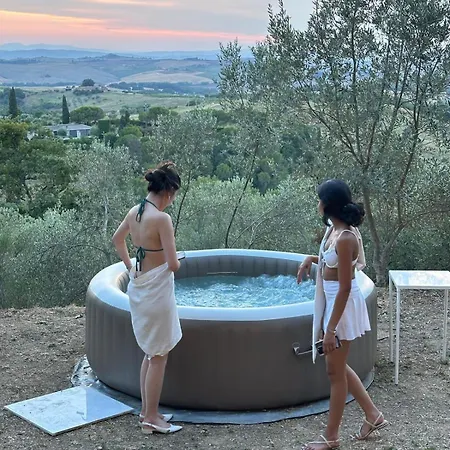 فيلة Castello Montelifre *