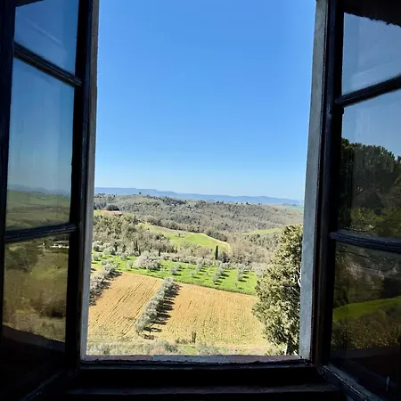 فيلة Castello Montelifre