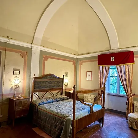 Castello Montelifre * Montisi