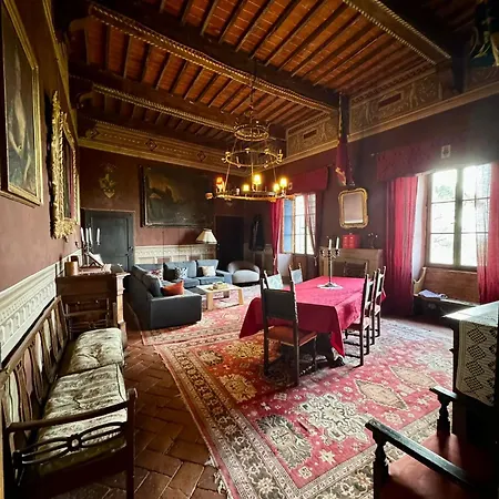 Castello Montelifre * Montisi